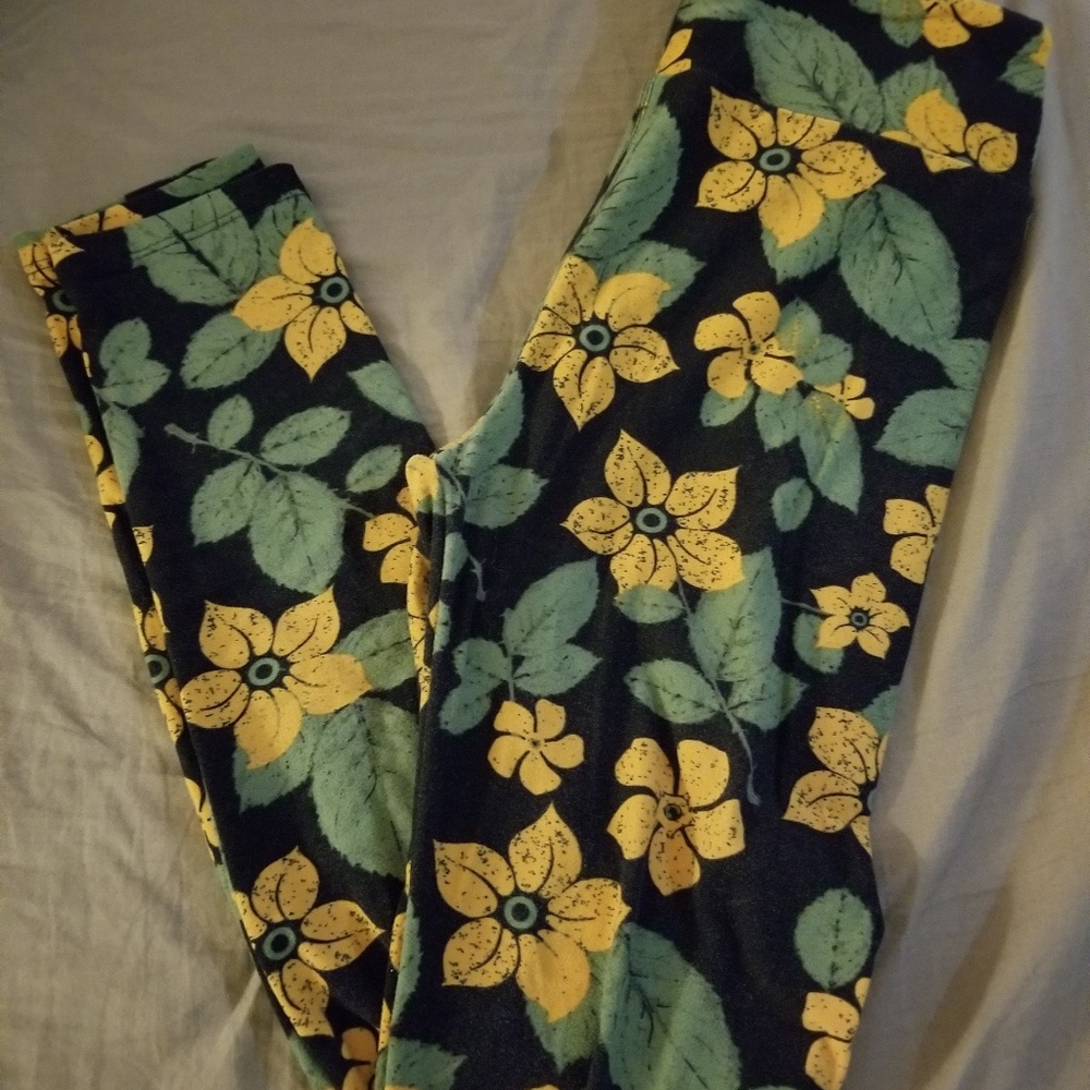 LuLaRoe One Size Leggings